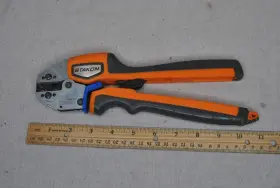 Erg4007 Thomas & Betts And Stakon Ratchet Crimper Crimping Tool #8 - #6 Awg