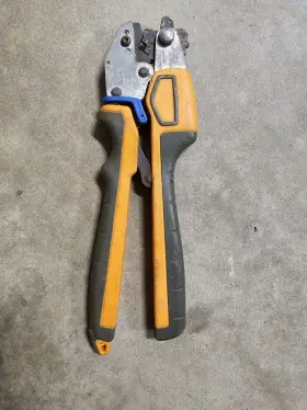 Tbm41e Thomas & Betts And Crimping Tool - Black/orange