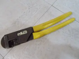 Ut-3m Thomas & Betts Shure Squeeze Ratcheting Hand Crimping Tool -