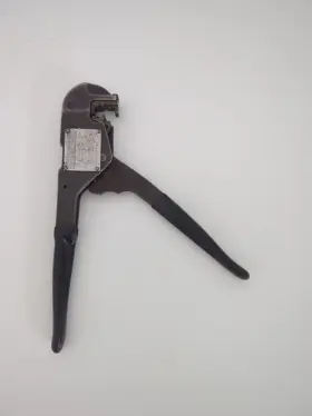 Wt-145a Thomas & Betts Vintage And Wt-145 Shure Stake Hand Ratchet Sta-kon Crimp Tool