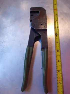 Wt-208 Thomas & Betts And Grd. Sheath Crimp Tool Wt208