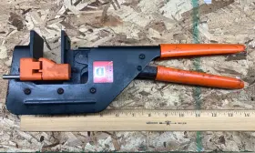 Wt-820 Thomas & Betts T And B 14 Inch Industrial Hand Crimping Tool Orange Handle 3lbs
