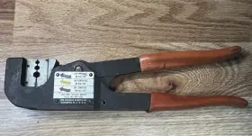 Wt230 Thomas & Betts And Crimping Tool Orange Handles