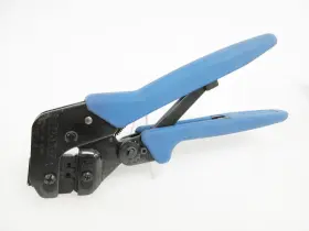 354940-1 Tyco Electronics 90871-1 Hand Crimp Tool And Awg 20 - 14 Die Locator