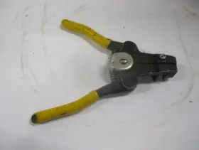 70334 Vaco Vintage Wire Stripper Stripping Tool