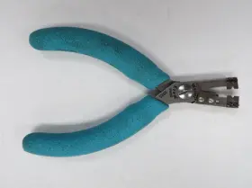 552s Weller Erem 4-3/4 Inch Esd Safe High Precision Side Stripping Pliers