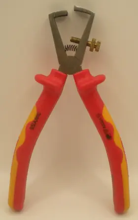 Westward 3wy55 Insulated 6 Inch Wire Stripper