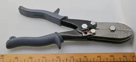 Q576 Wiss Wc5s 5-blade 1-1/4-inch Depth - Hvac Crimper Inv