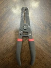 Steelman Universal Wire Stripper And Cutter, 20 To 10 Awg, 6.5 In. 41871 Used. Price: $7.99.