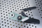 Dmc Daniels MH860 M22520/7-01 Miniature Adjustable Crimp Tool No Positioner Used. Price: $250.00.