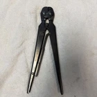 Amp 18-16 Type F 46011 Manual Ratcheting Crimper Hand Tool Usa Used. Price: $30.00.