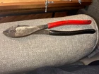 Burndy Cutter & Crimper Y10D 10-22 Wire Tool Pliers Electrical Used. Price: $19.99.