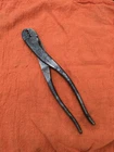 Burndy Hytool Y14MV Crimper Hydent Connectors 22-9, Navy 1-14 C.e. Co. Used. Price: $20.00.