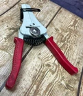 Gardner Bender Gb 92 Strip-easy Automatic Wire Stripper 22-8 Awg Used. Price: $13.85.